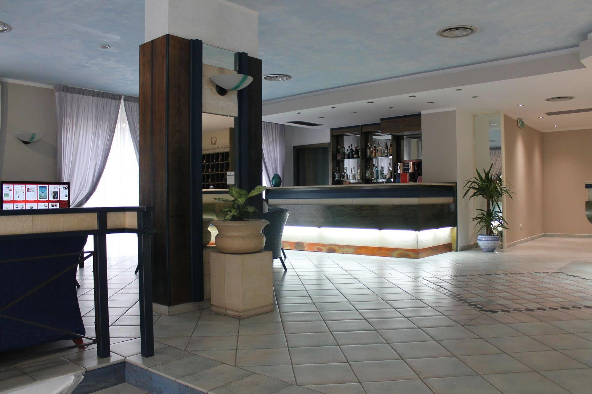 Hotel Mediterraneo Роччелла-Ионика Экстерьер фото